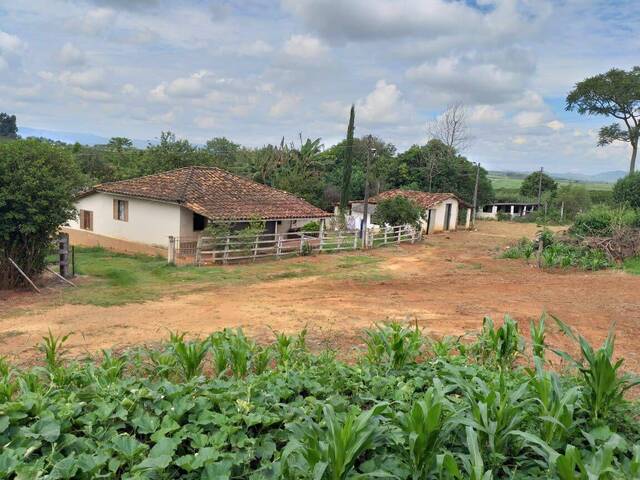 #27 - Fazenda para Venda em Piumhi - MG