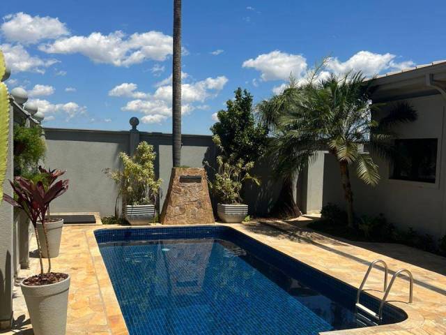 #138 - Casa para Venda em Itapetininga - SP