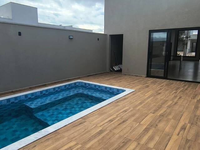 #145 - Casa para Venda em Itapetininga - SP