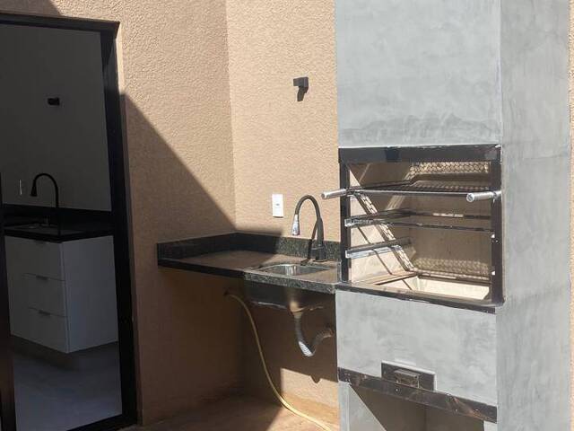 #150 - Casa para Venda em Itapetininga - SP